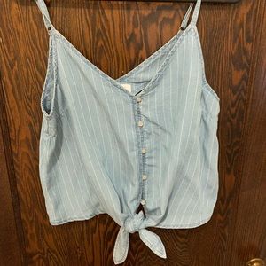 Dynamite crop tied tank